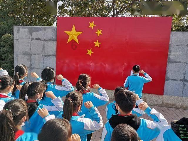 《少年派2》强势回归，这部剧给予了我们哪些启发？游戏画面